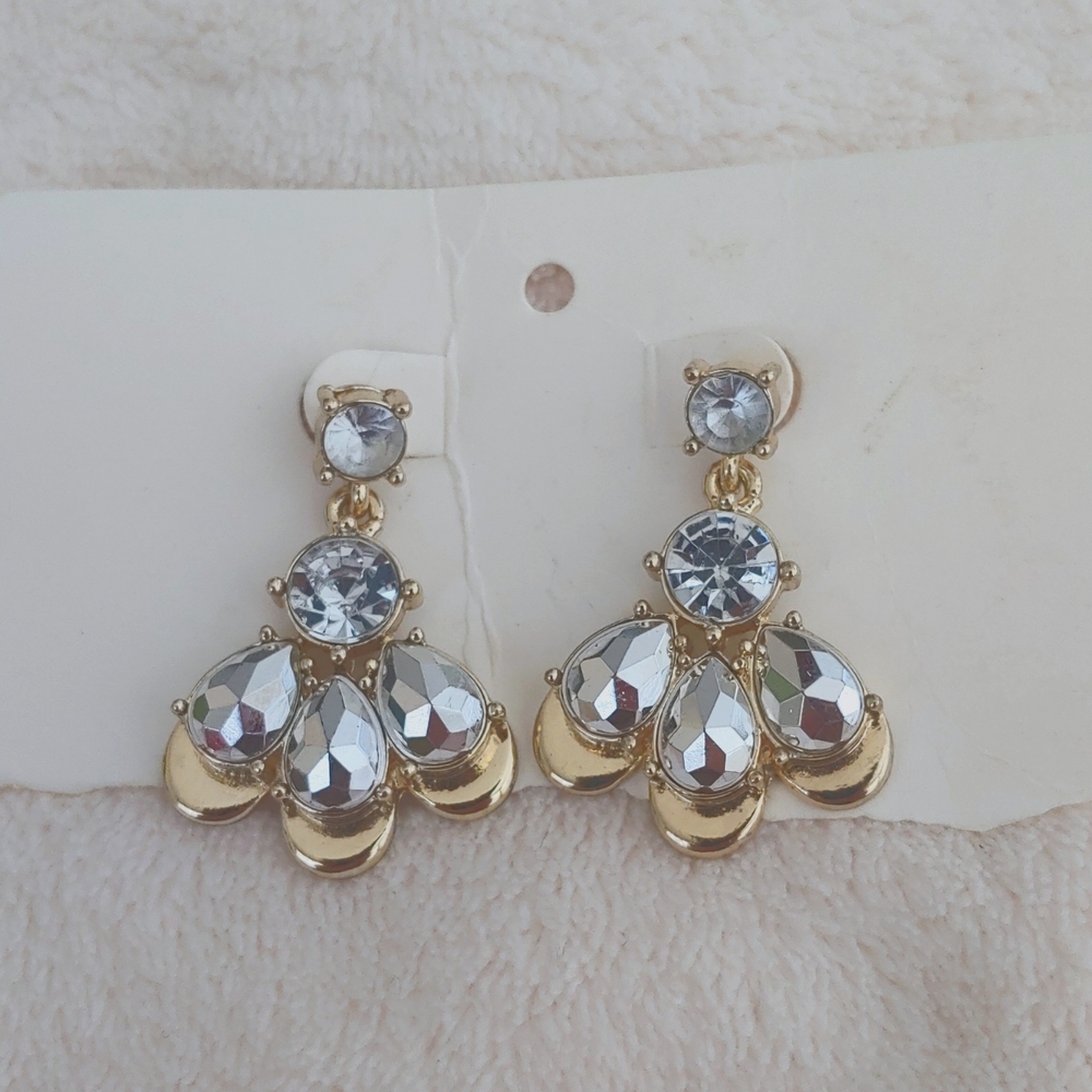 SALE 2 for $7: Metal Dangle Earrings NWOT